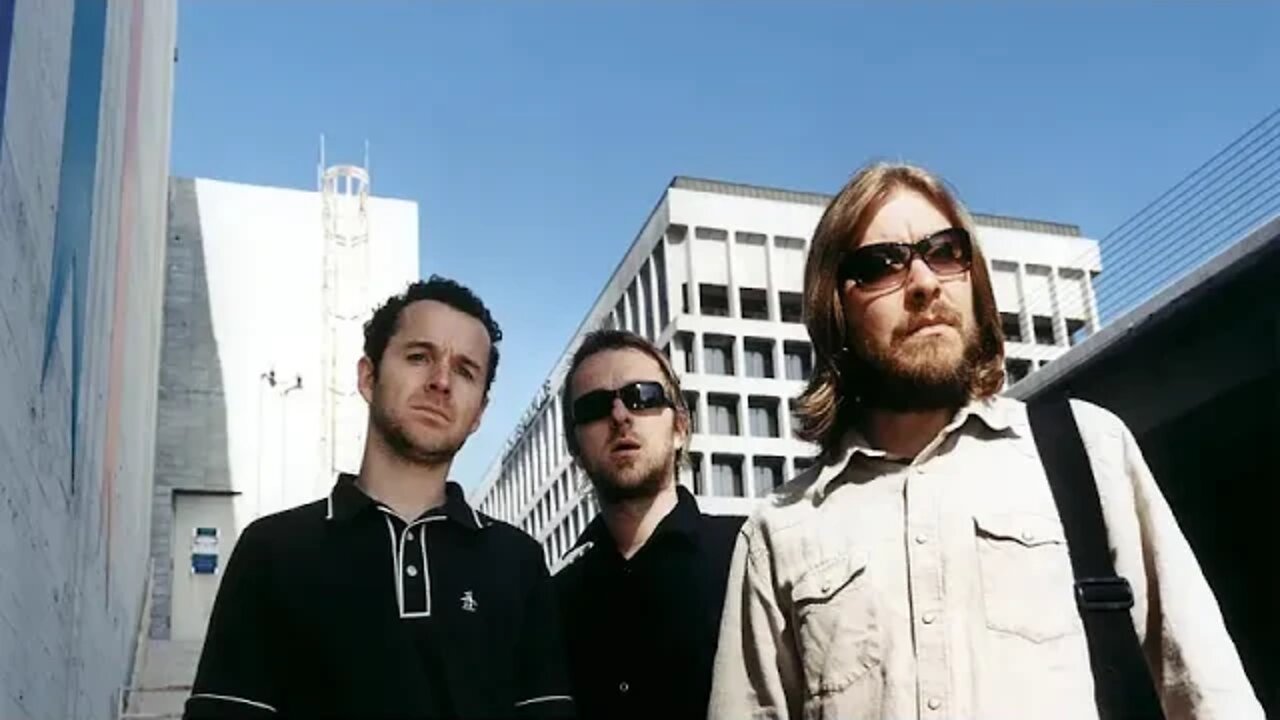 Break Me Gently- Doves- mastered ( AUDIO ) ( lyrics in description )