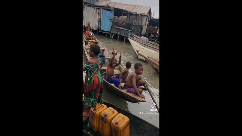 House on lagoon makoko