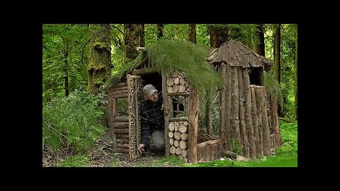 Build a Watchhouse with a Fireplace - Bushcraft Wood and Grass Shelter PART 1