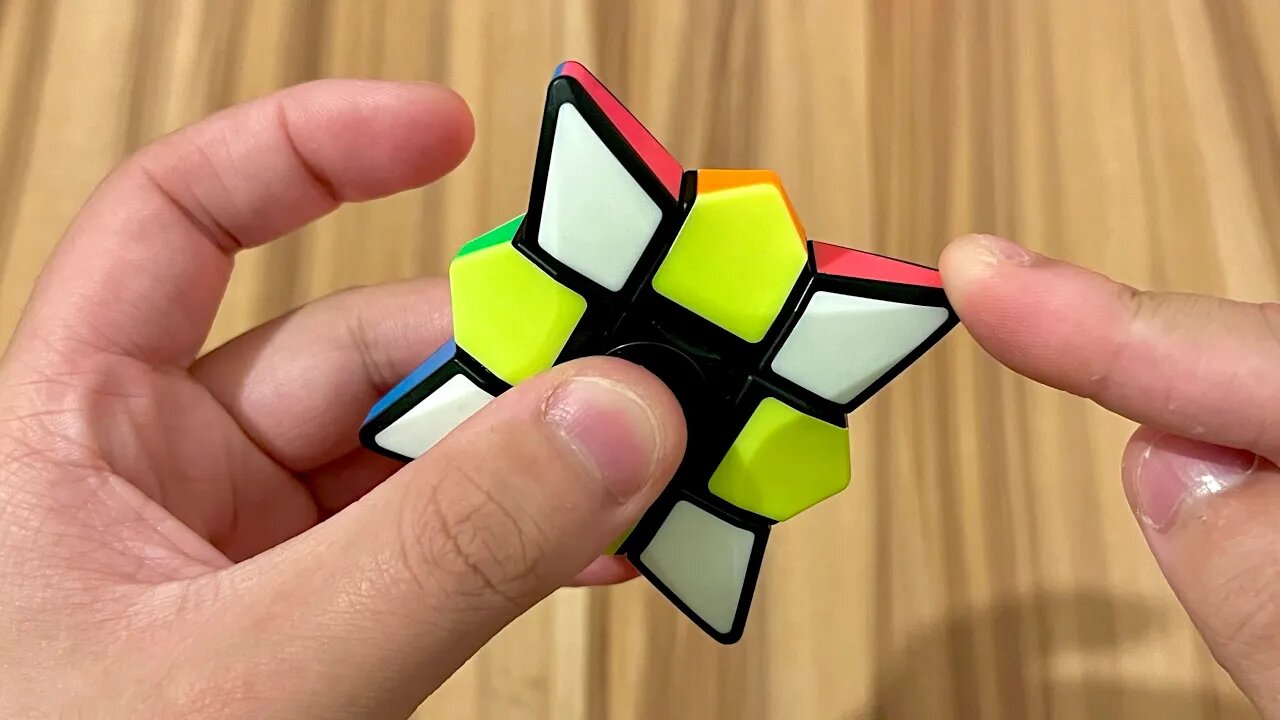 cube but fidget spinner…