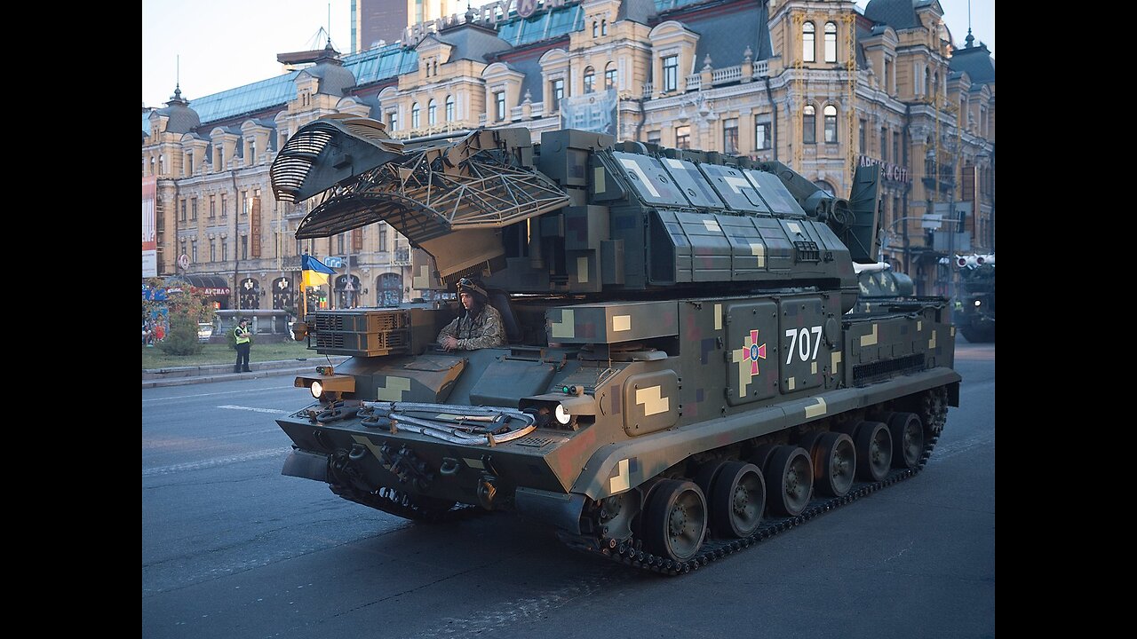 Ucrania Jersón un dron ruso impacta en un sistema antiaereo tierra-aire Tor-M1 ucraniano/OTAN