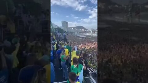 Copacabana lotada comemora o 7 de Setembro