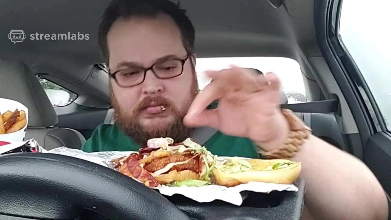 CHECKER'S/RALLY'S MOTHER CRUNCHER CHICKEN SANDWICH | FAST FOOD REVIEWS