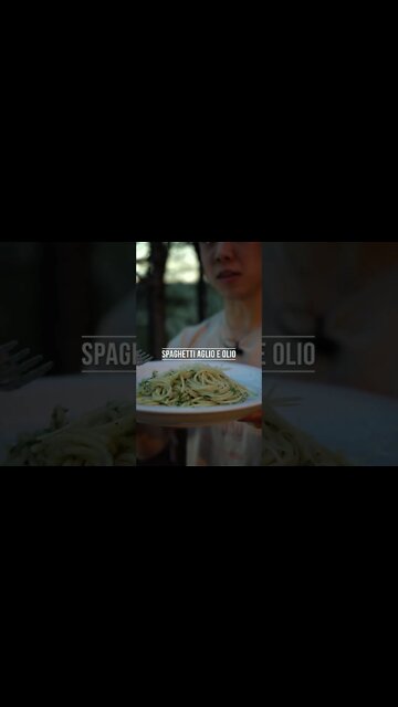 Pasta Aglio e Olio: Light & Easy!