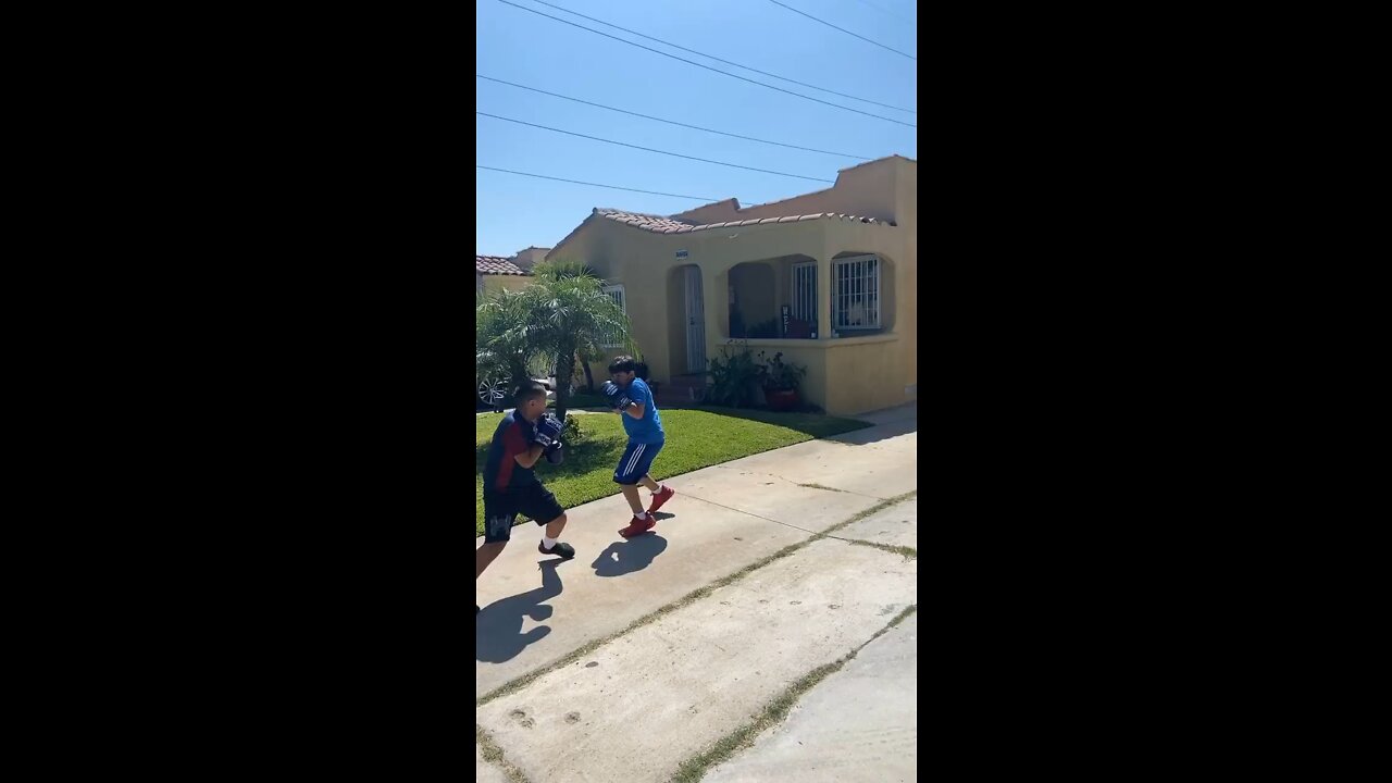 Kids boxing