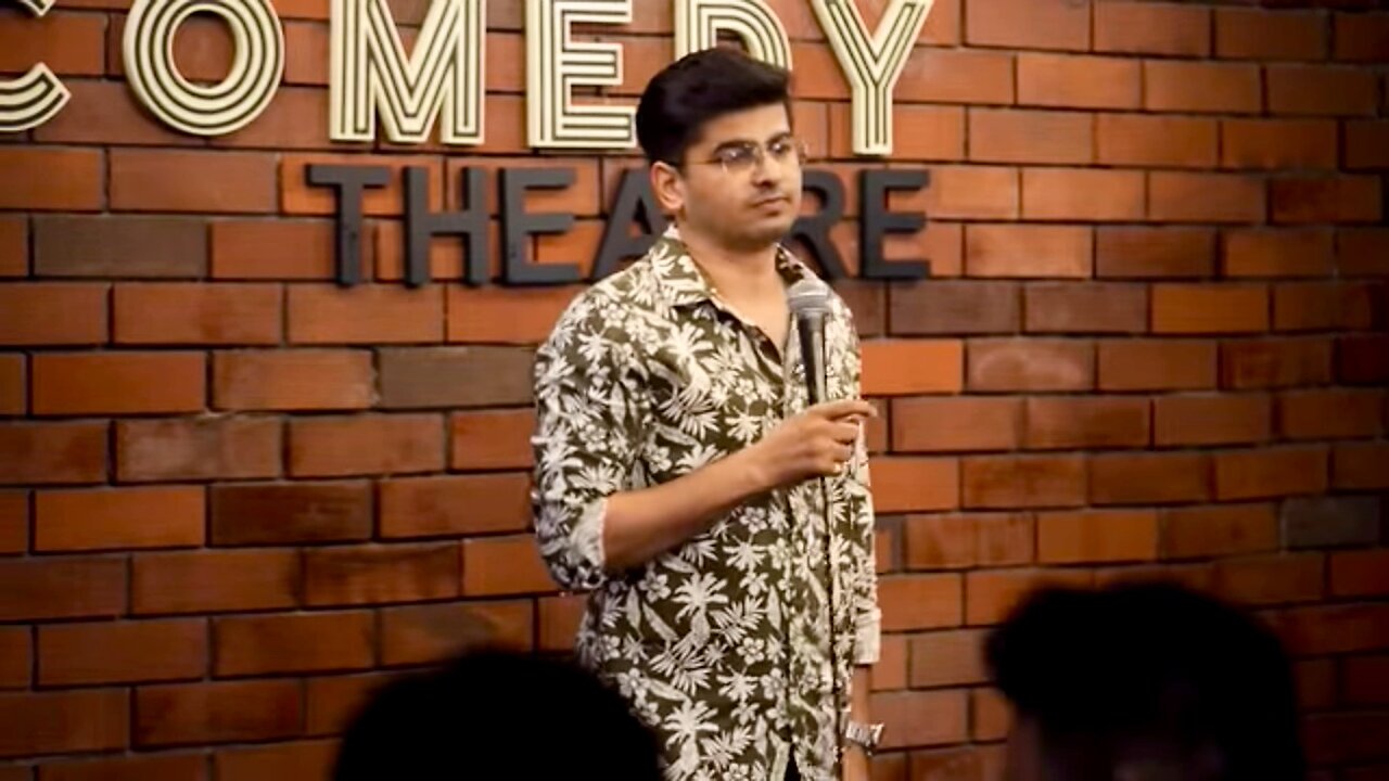 Stand up comedy by Rajat Chauhan(crowd work)