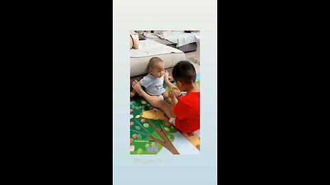 Funny 😄 video baby eating 🥣 food 🍲