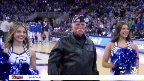 Sergeant Larry Quilliam honored with award at Creighton game