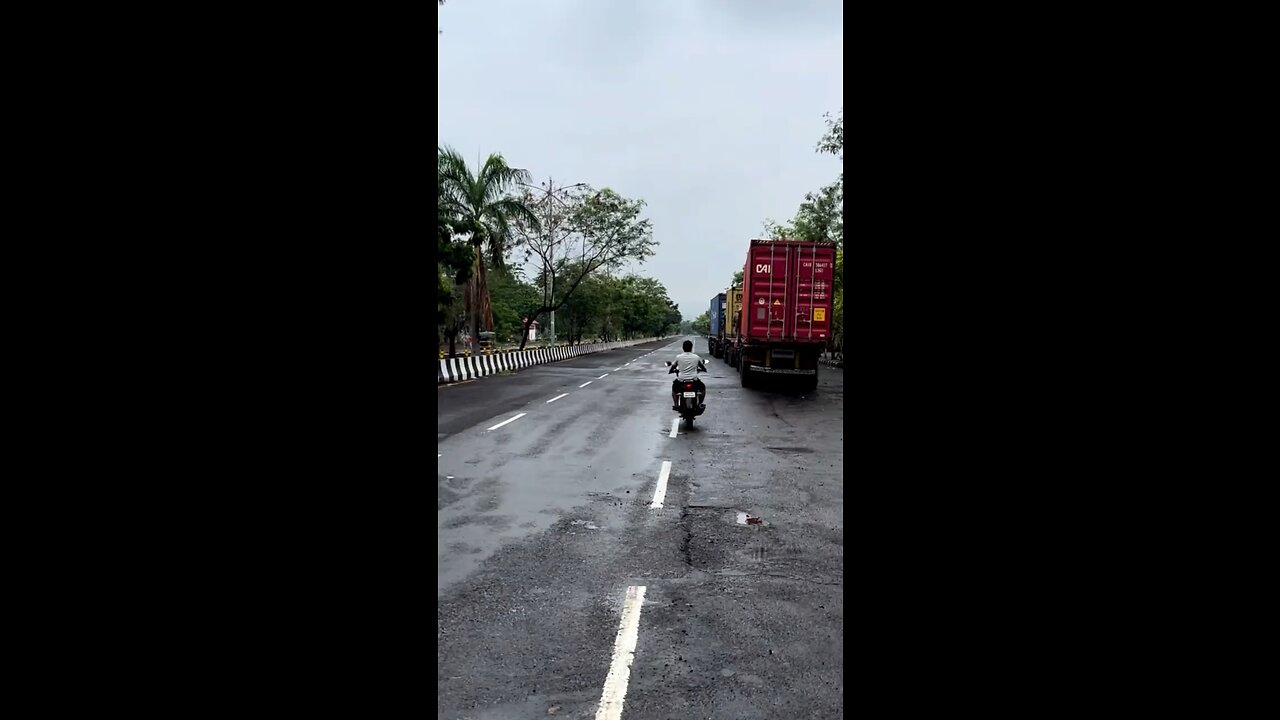 Kaise kaise log hai yaha 😂😂