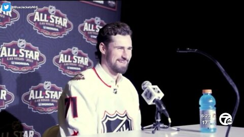 Zach Werenski crashes Dylan Larkin's All-Star press conference