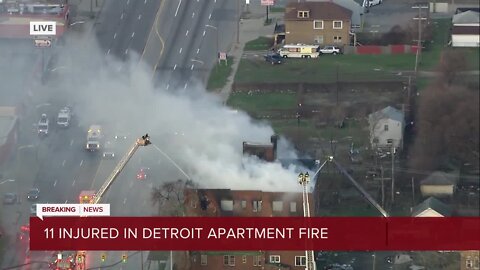 11 injured in Detroit apartment fire