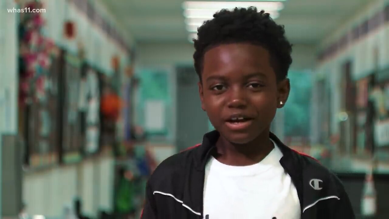 JCPS Elementary Student's Jaw-Dropping Rendition of the National Anthem Goes Viral - 2551