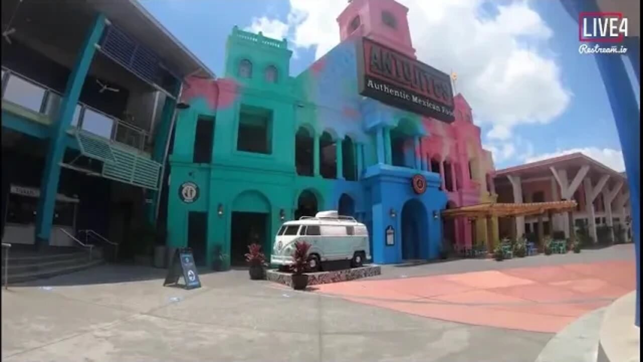 Universal Studios LiveStream