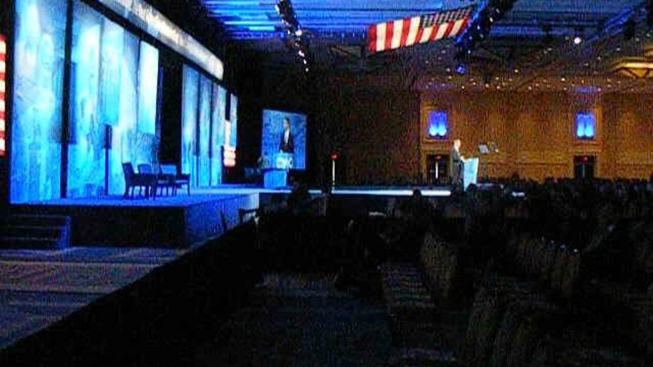 Opening day crowd pan CPAC 2013