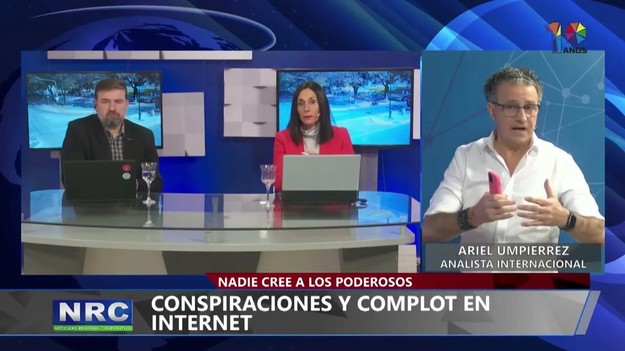Conspiraciones y complot en Internet Ariel Umpierrez 1080p