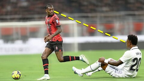 Rafael Leao's skills!