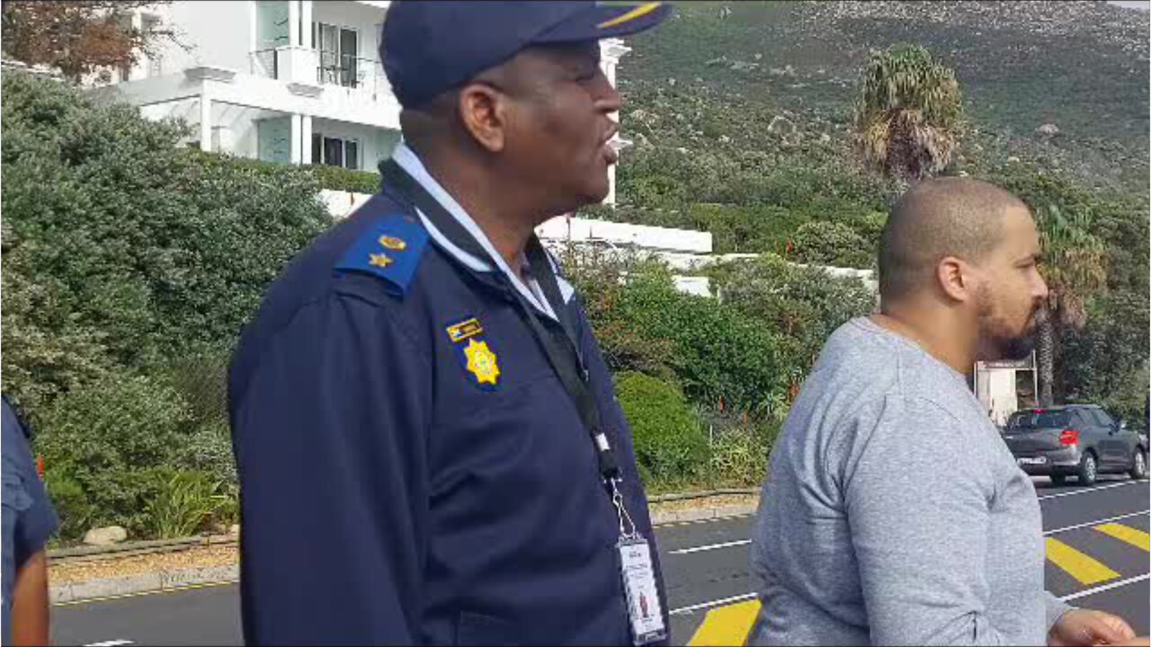 Watch: Ukrainian Activists Rally Outside Cape Town Hotel as BRICS Leaders Convene