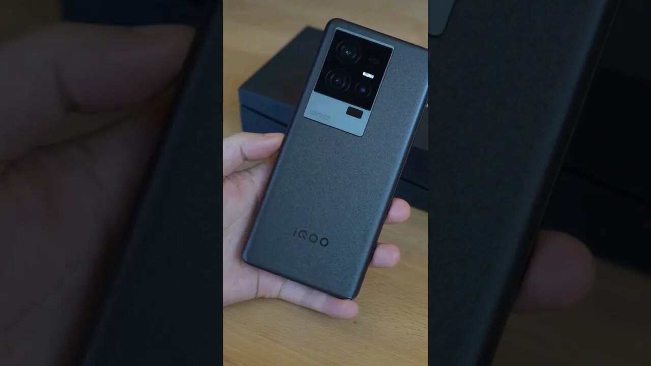 #iqoo11s with #200watt charging is recently launched in China #subscribe #tech #iqoo #suffiansuhail