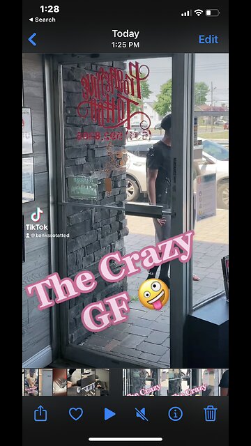 The crazy girl friend 🫣