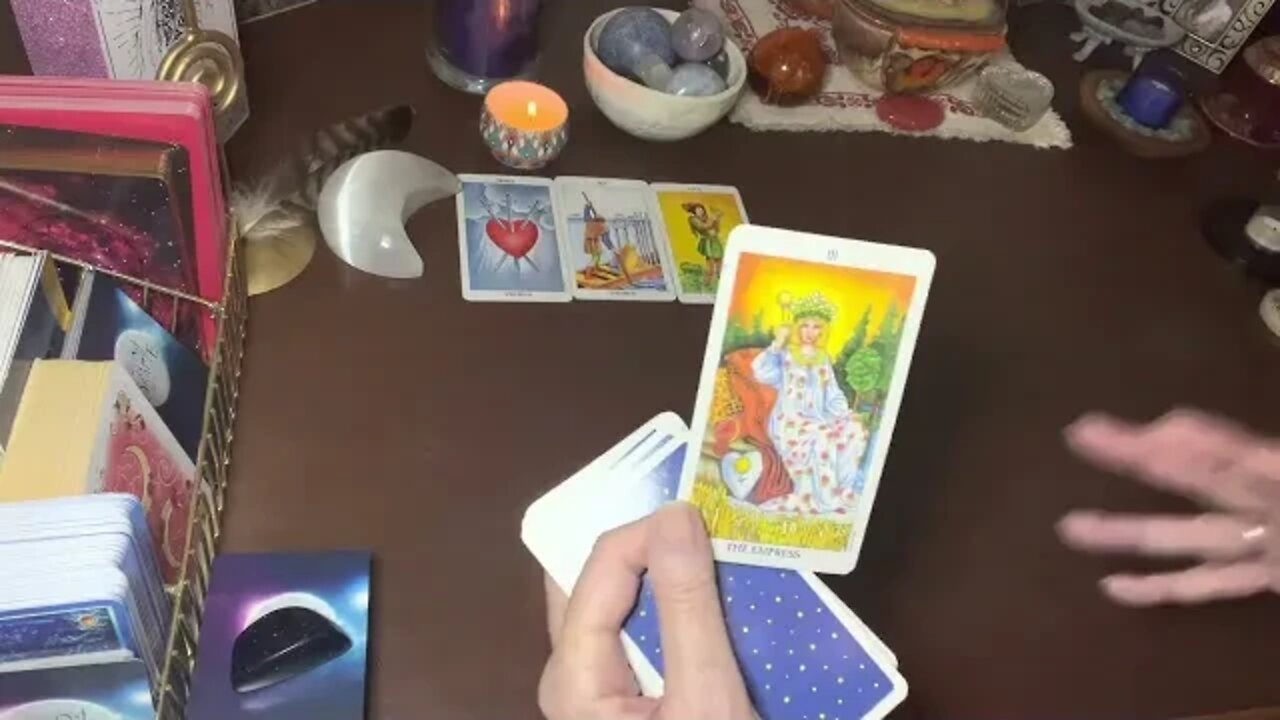 SPIRIT SPEAKS💫MESSAGE FROM YOUR LOVED ONE IN SPIRIT #104 ~ spirit reading with tarot