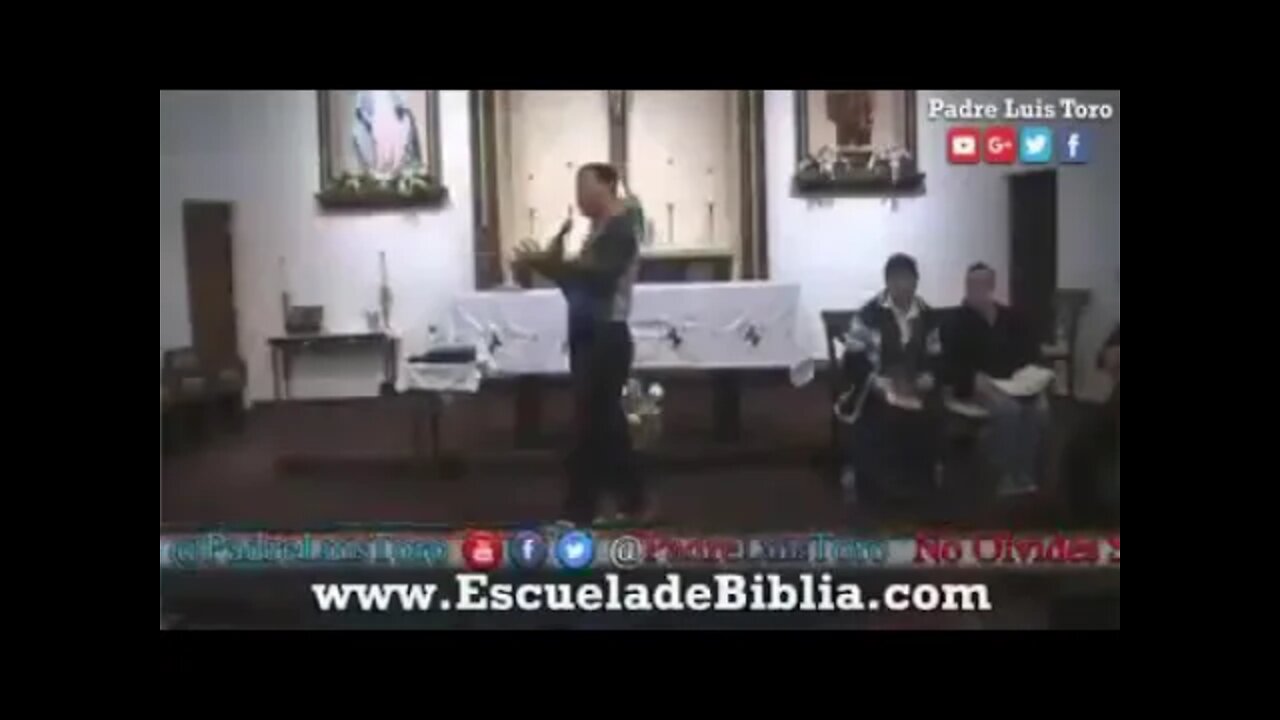 El sacerdote Luis Toro, da respuesta a evangélico, sobre la confesión y el perdón de los pecados.