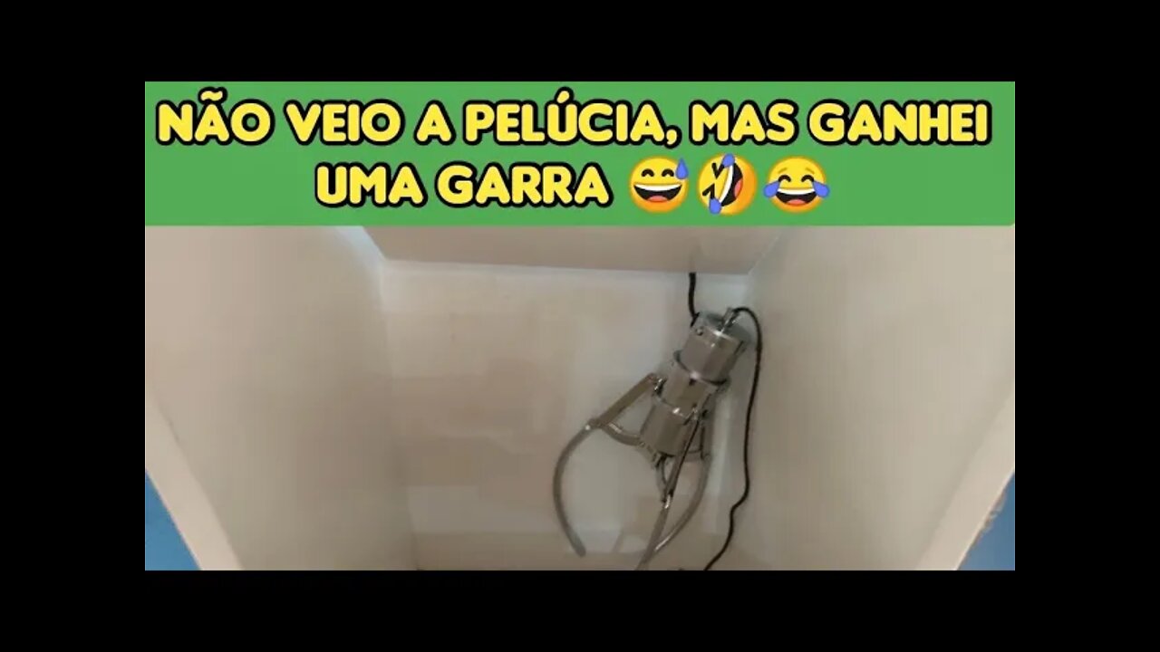 NÃO PEGUEI A PELÚCIA, MAS GANHEI UMA GARRA 😅🤣😂