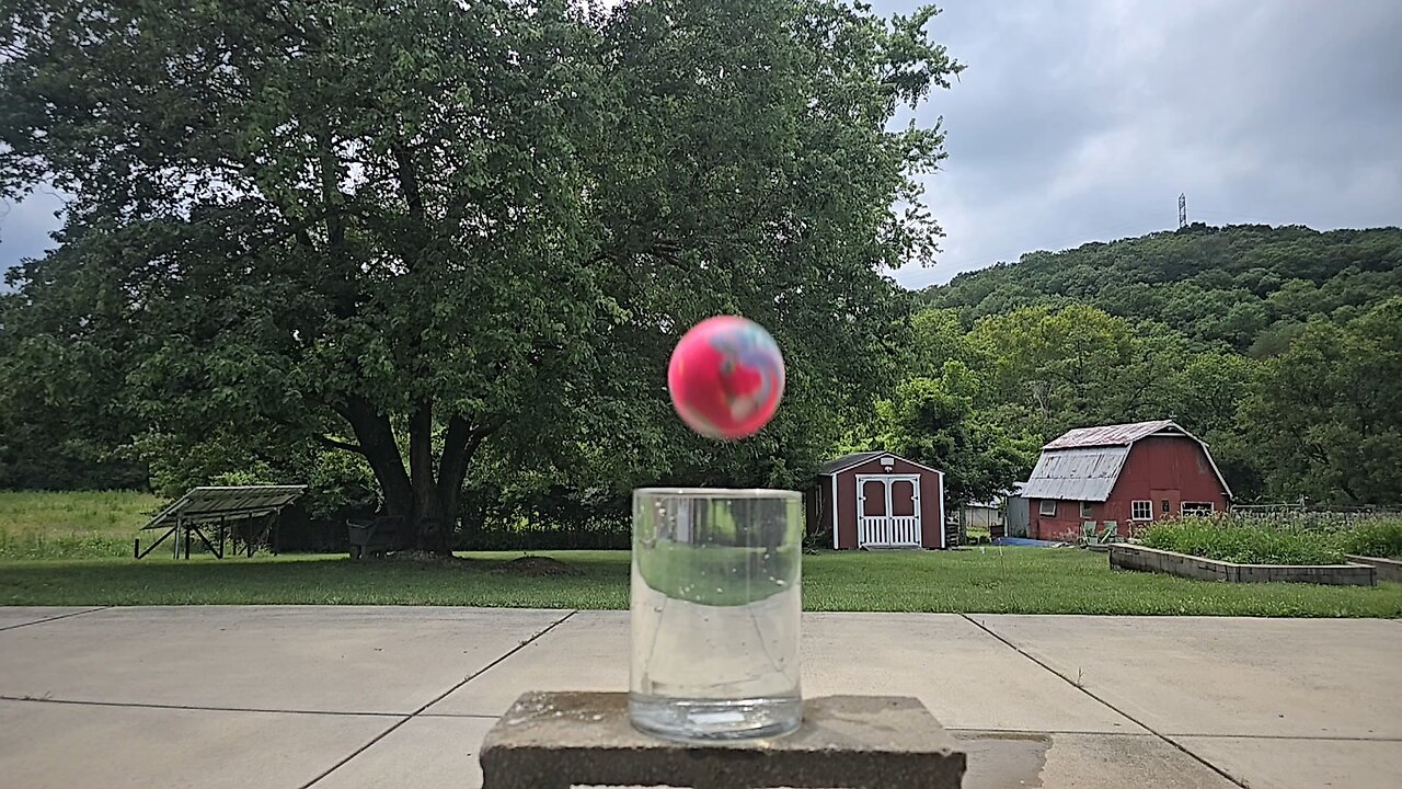 Slow Motion Squish Ball Drop / Splash