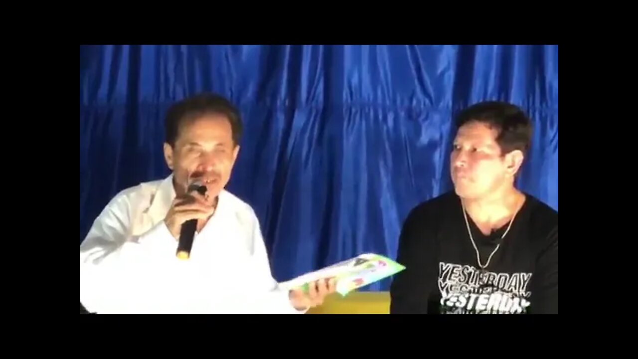 Padre Luis Toro vs Nuevo pastor.