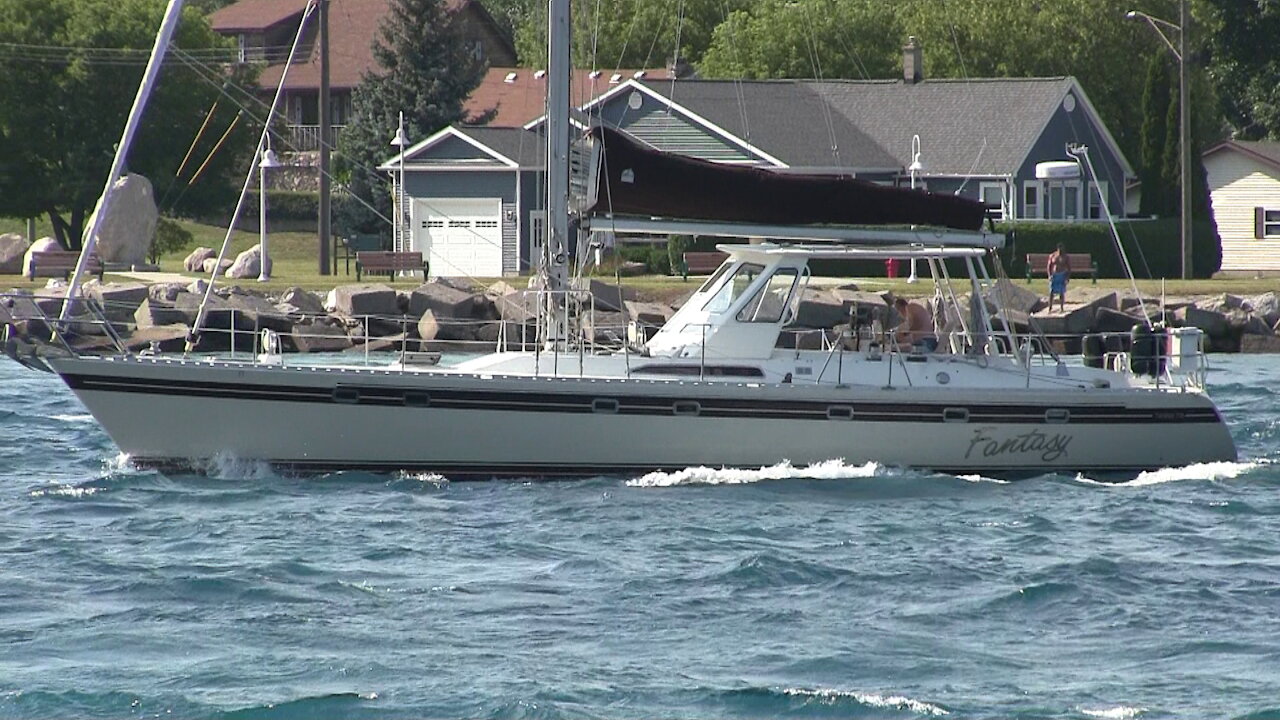 FANTASY Sailboat Light Cruise Under Bluewater Bridges In Sarnia