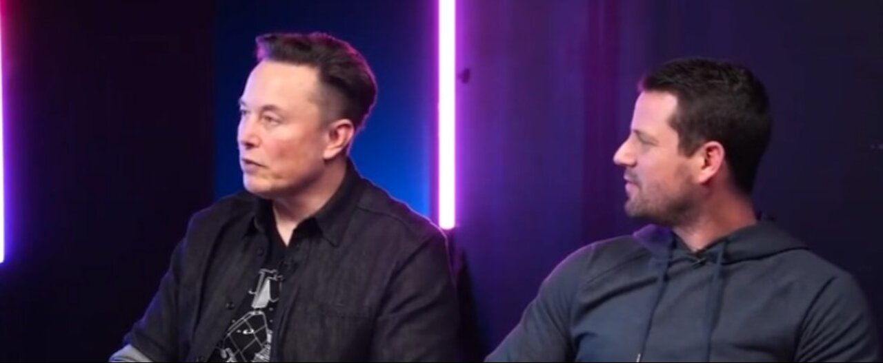 Elon Musk Roasts CNN To a Crisp, Crushes Them With Four Words "I'm Not Perverted Enough"