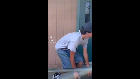 Cool skateboard clips