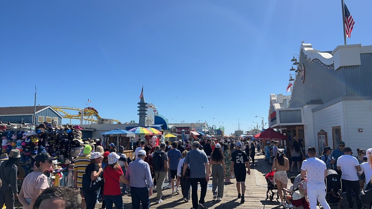 Live at the Santa Monica Pier | RIP Prince, RIP Kobe, RIP America