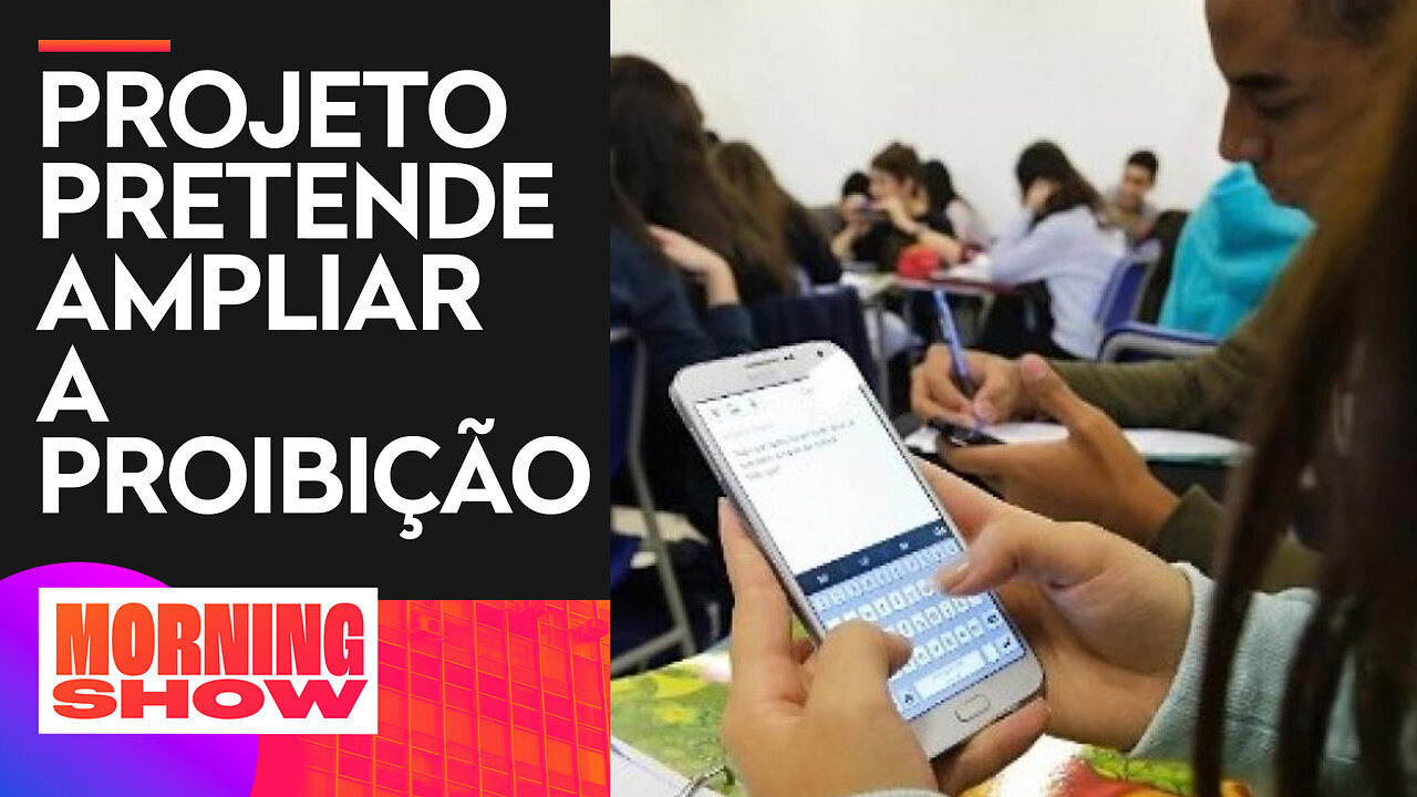 Projeto de lei quer proibir uso total de celular em escolas e cinemas de Minas