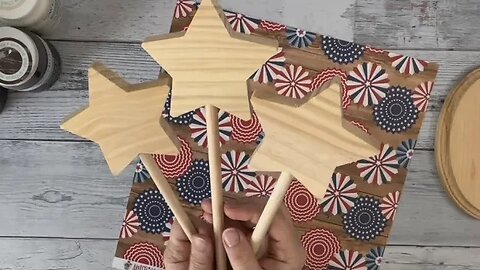 Patriotic Decor DIY || Using Wooden Stars from Dollar Tree || Just 1 Easy Craft