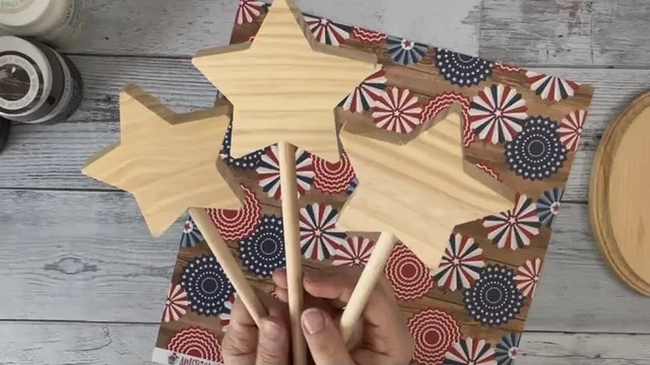 Patriotic Decor DIY || Using Wooden Stars from Dollar Tree || Just 1 Easy Craft