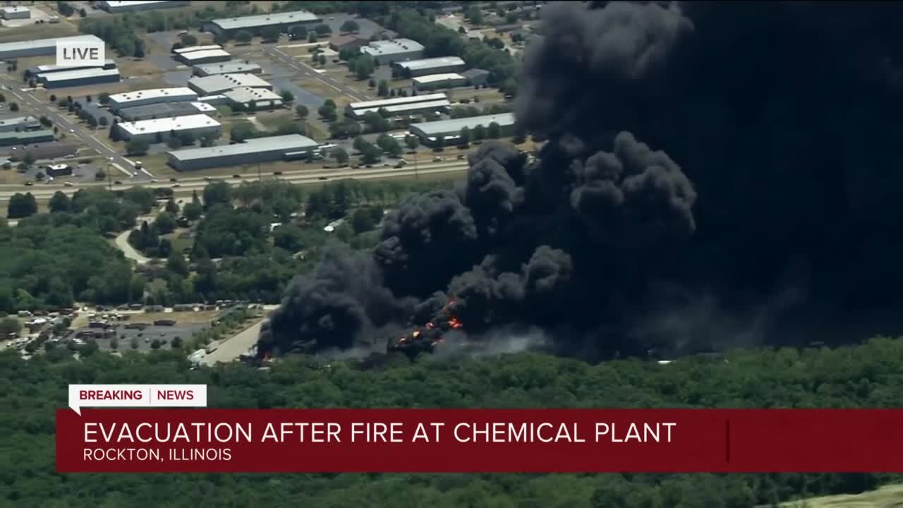 Illinois chemical plant explosion, fire prompt evacuations