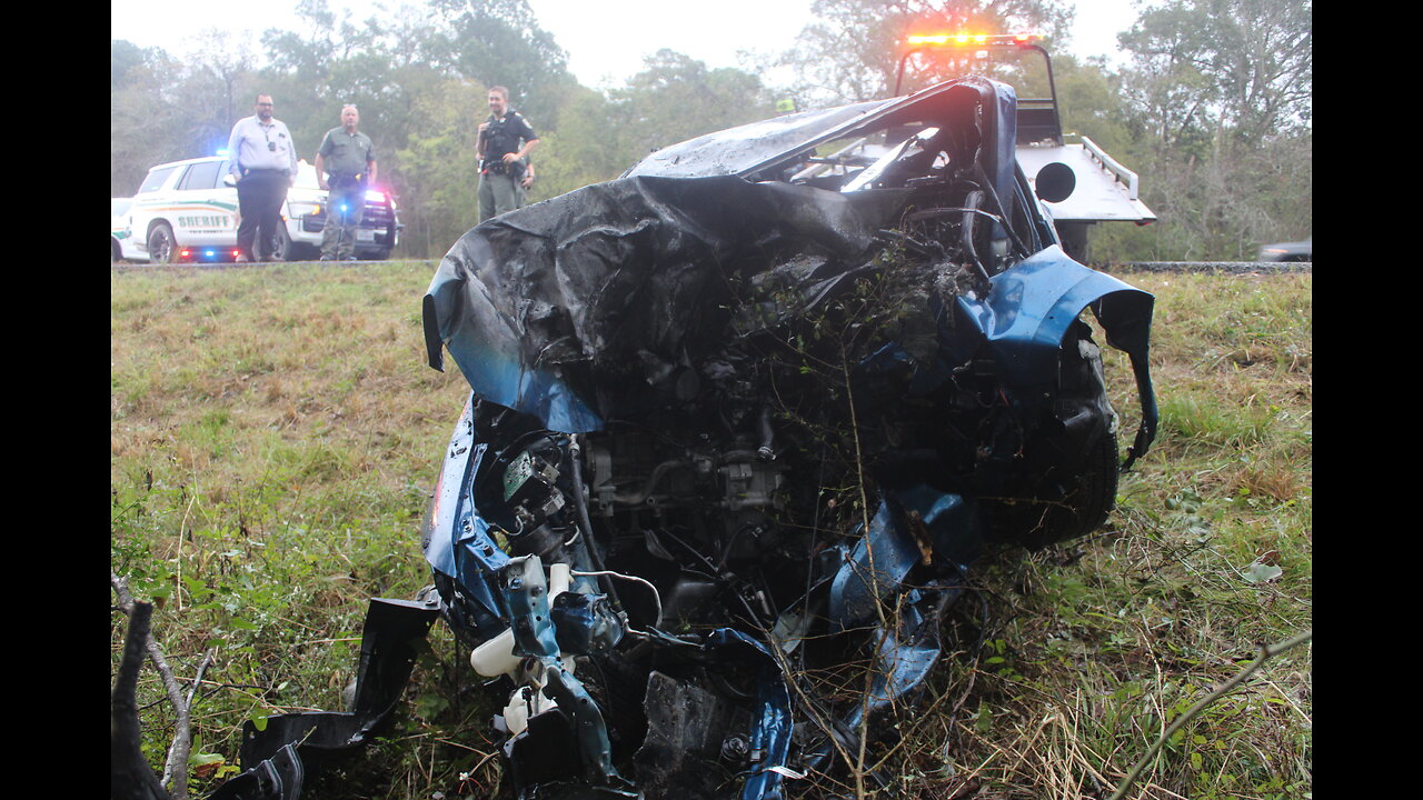 DRIVER CRASHES INTO TREE, VEHICLE CATCHES FIRE, NEW WILLARD TEXAS, 11/08/24...