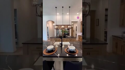 What's your opinion on this kitchen 🤯🏡 #idaho #movetoidaho #shorts
