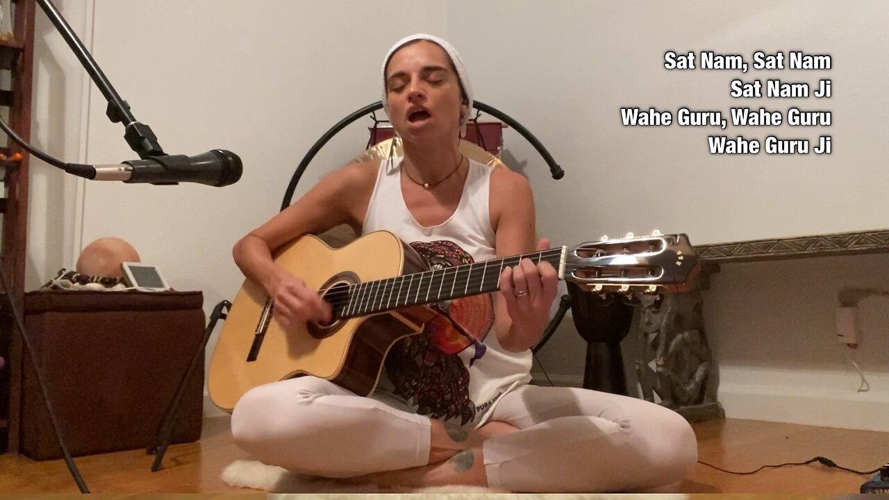 Tune In to Your Aura (Kundalini Meditation with Music)