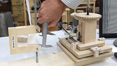 Testing joinery for edge clamps: collab with Marius Hornberger