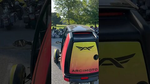 Arcimoto electric 3 wheeled car shows up at motorcycle event…