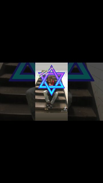 This is me trying to hop the train 🚆 Okay #shorts