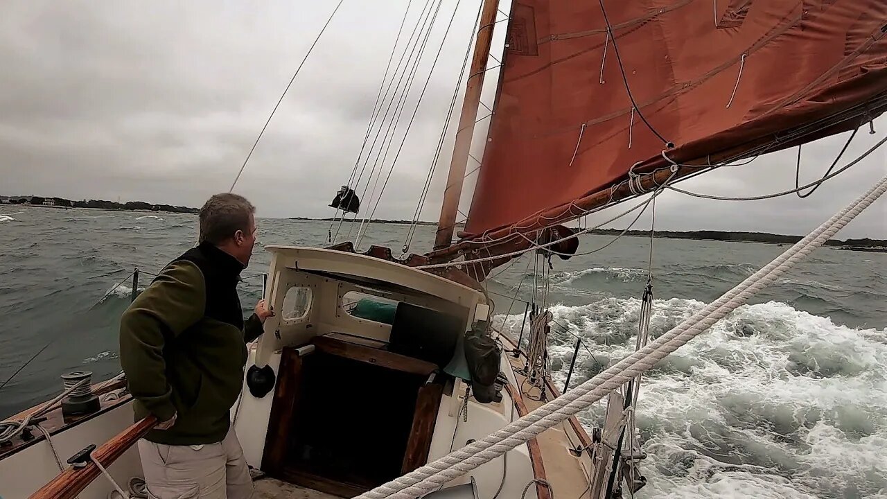 Nothing like a gaffer off the wind ... when there is wind