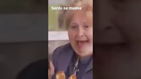 video de risa cerdo se mueve