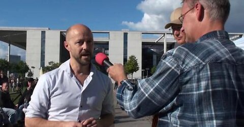Interview mit Medienvertreter der Bundesrepublik Deutschland - Deutscher Bundestag 11.09.2022