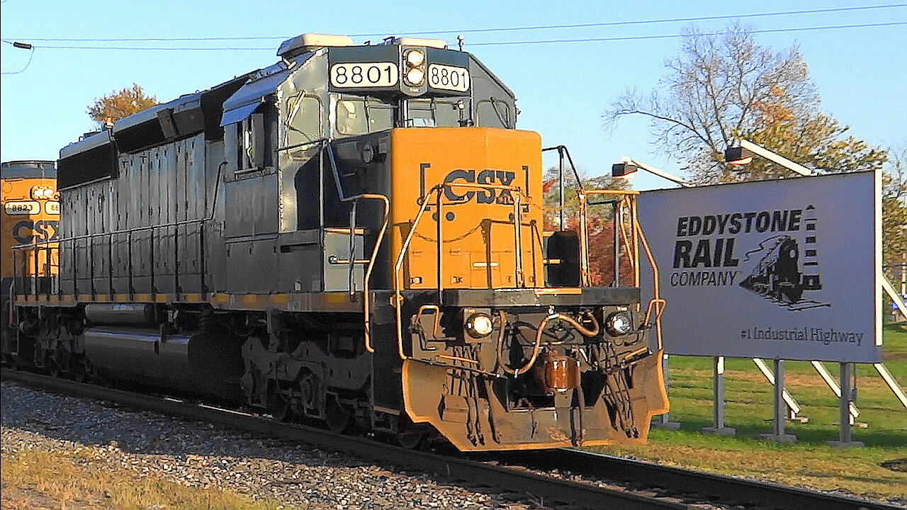 Pair of Ex- Conrail CSX Locomotives on Conrail Shared Assets Train