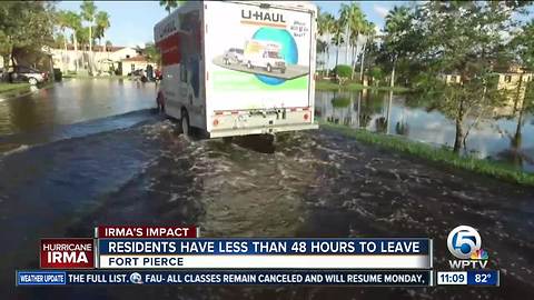 Sabal Chase residents pack up with less than 48 to vacate, Irma flood waters damage homes