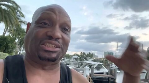 24 days on threshold list 25% short interest SEC sees nothing that warrants an investigation