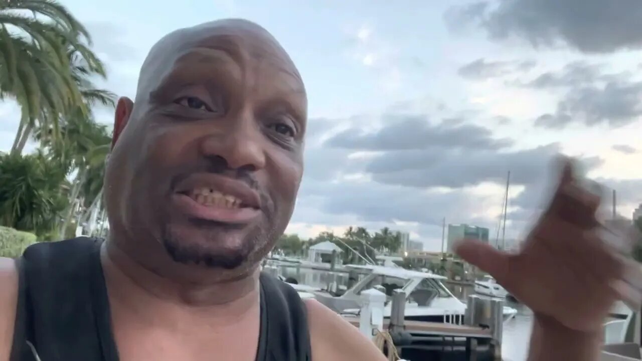 24 days on threshold list 25% short interest SEC sees nothing that warrants an investigation