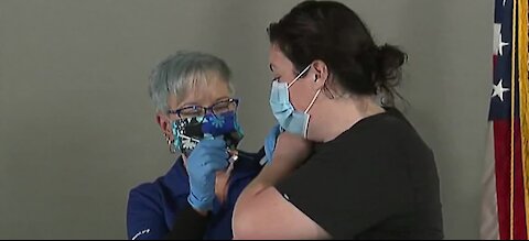 Moderna's vaccine on track to be approved for emergency use